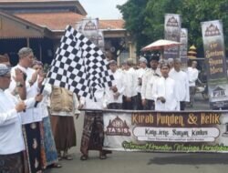 Ribuan Warga Meriahkan Kirab Punden Dan Belik ,Yang Merupakan Cikal Bakal Berdirinya Kabupaten Kudus.