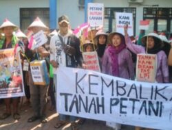 Petani Tayu Long March 21 Kilometer Ke Kantor ATR/BPN , Tuntut Tanah Milik Nenek Moyang Di Kembalikan Ke Petani.