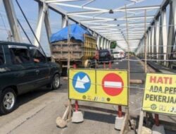 Pembangunan Jalan Pantura Karanganyar Demak Sepanjang 1,5 Kilometer  Sebabkan Kemacetan .