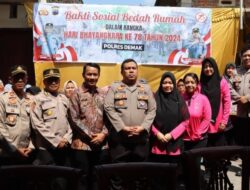 Polres Demak Lakukan Giat Bakti Sosial Bedah Rumah Bagi Warga Kurang Mampu.