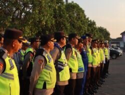 Polres Demak Gelar Ratusan Anggota Di Tempat Rawan Kecelakaan.