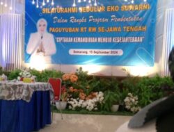 Eko Suwarni Bersama Simpatisannya Bentuk Paguyuban RT RW Se-Jawa Tengah.