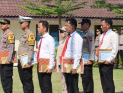 Polres Demak Gelar Apel Pemberian  Penghargaan  Kepada 38 Anggota Yang Berprestasi.
