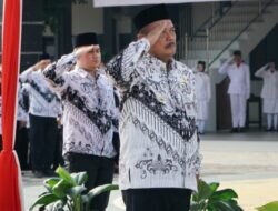 Pj Bupati Pati Jawa Tengah Pimpin Upacara Hari Guru Nasional Dan Dan HUT PGRI Ke-79.