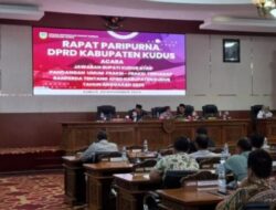 Pj Bupati Kudus Sampaikan Jawaban Atas Pandangan Umum Fraksi Di Dewan Perwakilan Rakyat Daerah (DPRD).