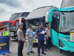 Jelang Natal Dan Tahun Baru, Satlantas Polres Demak Dan Dishub Lakukan Ramp Check Kendaraan.
