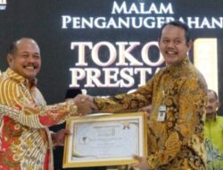 Pj Bupati Pati Terima Penghargaan Di Bidang Birokrasi Dan Pemerintahan 2024.