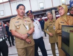 Pj Gubernur Jawa Tengah Nana Sudjana Resmikan Posko Terpadu Natura Di Kantor Dinas Perhubungan Jateng.
