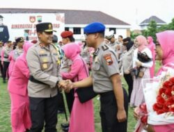 Kapolda Jateng Irjen Pol Ribut Hari Wibowo, Pimpin Upacara Kenaikan Pangkat Terhadap 3.069 Personel Dan Jajarannya.