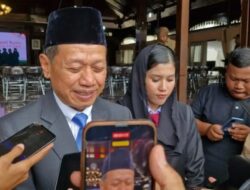 Bupati Kudus Sam’ani lntakoris Targetkan Penerimaan Cukai Di Kabupaten Kudus Bisa Capai Rp 50 Triliun.