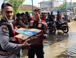 Polres Demak Gelar Baksos Dan Bansos Untuk Warga Terdampak Banjir.