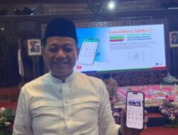 Bupati Kudus Sam’ani lntakoris Meluncurkan Aplikasi Kudus Sehat.