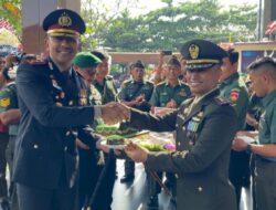 Kodim 0716 Demak Berikan Kejutan Di Hari Bayangkara Ke-79 Kepada Kapolres Demak.