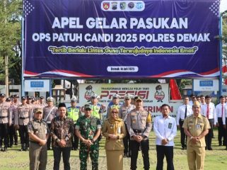 Oplus_0