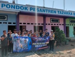 Satlantas Polres Demak Gelar Baksos Dan Sosialiasi  Tertib Berlalulintas Di Pondok Pesantren Tazzaka .