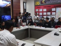 10 Tuntutan Di Sampaikan Himpunan Mahasiswa Islam (HMI) Demak Dalam Gelar Audensi Di  Polres Demak.