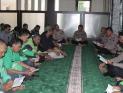 Polres Demak Bersama Komunitas Ojol Gelar Doa Bersama Untuk Affan Kurniawan.