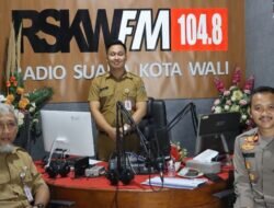 Lewat Talk Show Di Radio Polres Demak Edukasi Publik Program Ketahanan Pangan Dan MBG Kepada Masyarakat.