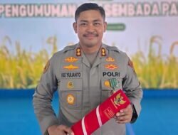 Kapolres Grobogan Terima Penghargaan Satyalancana Wira karya Dari Presiden RI Prabowo Subianto.