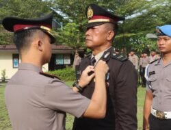 156 Personel Polres Demak Terima Tanda Kehormatan Satya Lencana.