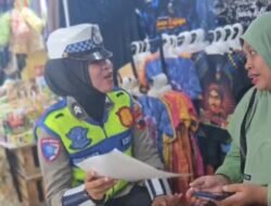 Operasi Keamanan Candi 2026, Polwan Satlantas Polres Demak Sasar Pasar Dan Tempat Wisata Religi.