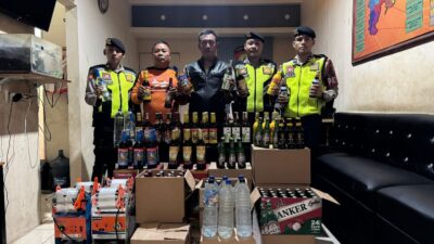 Polres Demak Sita 324 Botol Miras dalam Razia Tiga Kecamatan