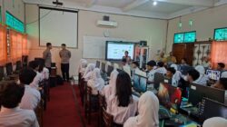 Polres Demak Bekali Pelajar SMAN 2 Mranggen Keterampilan Bijak Gunakan AI